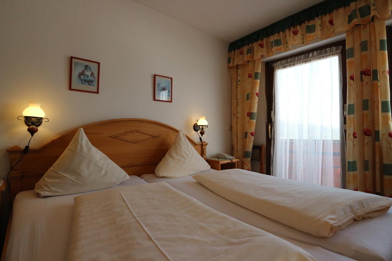 Hotel Dachsberger-Hof Wittenschwand Exteriör bild